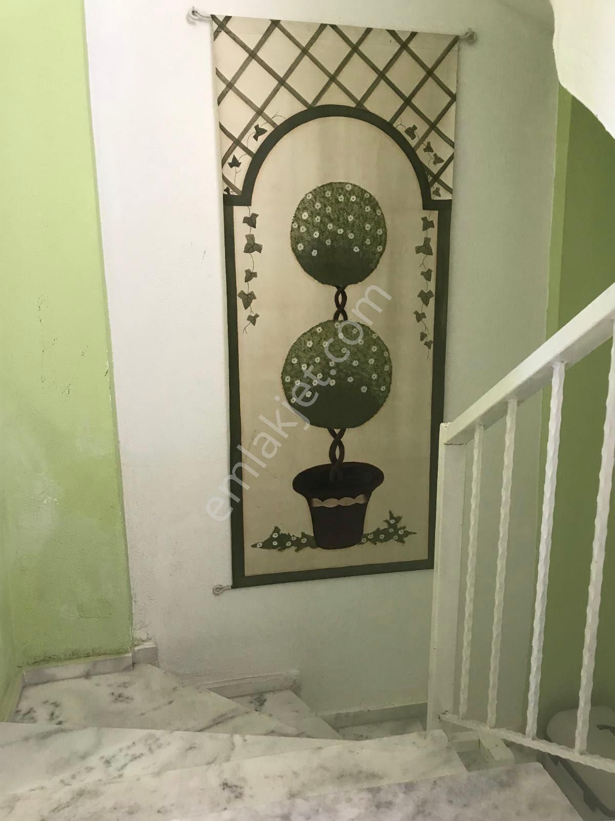 Kuşadası Kadinlardenizin'de Deniz Manzarali Triplex Villa - Görsel 19