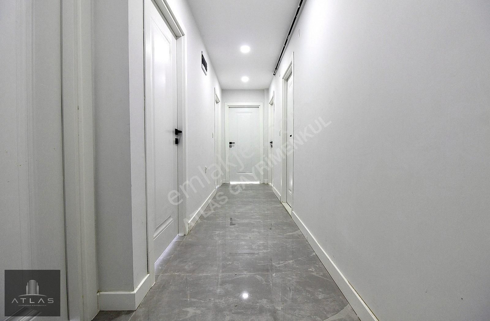 Atlas'tan, Butik Sitede, 3+1, 125m2, 5.kat, E.banyolu K.otopark - Görsel 2
