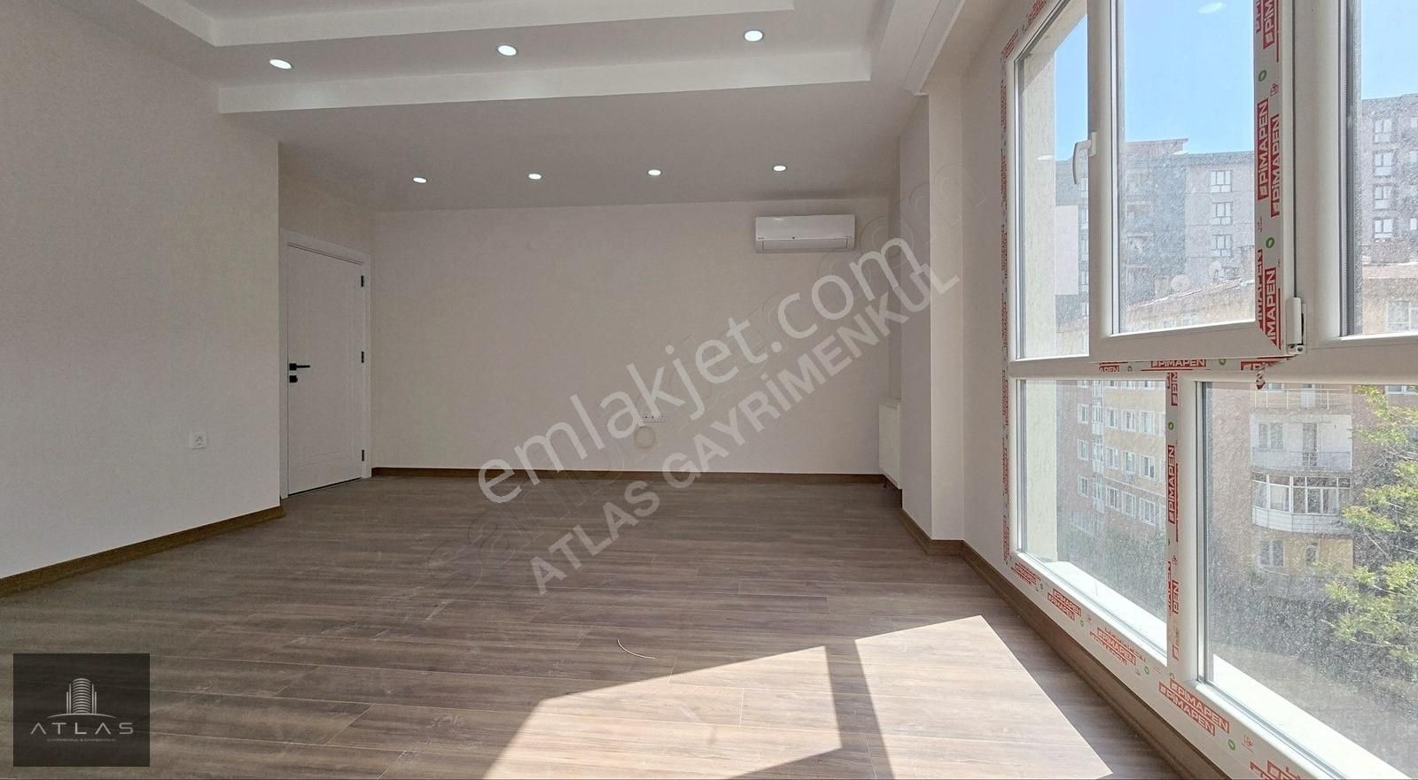 Atlas'tan, Sıfır, 3+1, 135m2, 5.kat, E.banyolu K.otoparklı, Lüx - Görsel 6