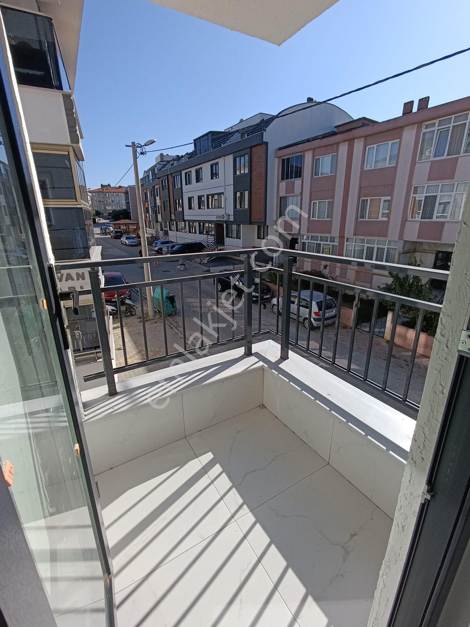Balıkesir Bandırma Sunullah Mah. 2+1 Satılık Daire Merkezi Konumda - Görsel 11