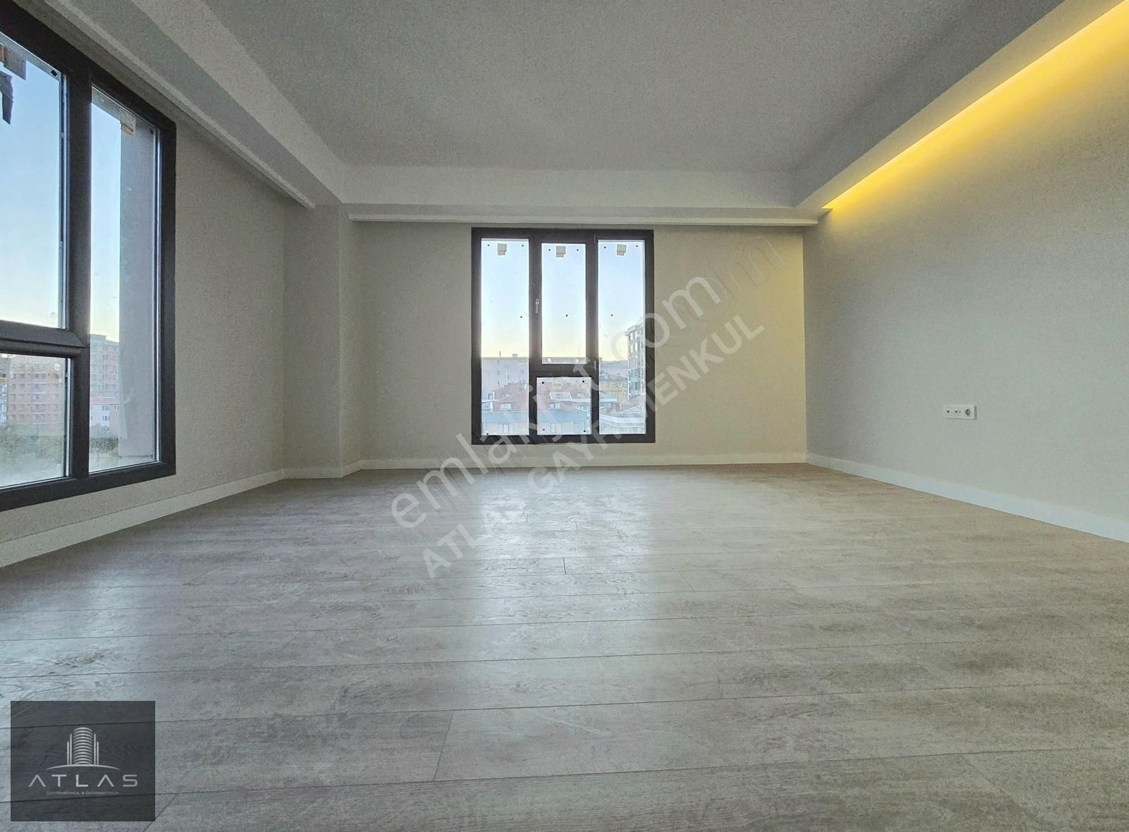 Atlas'tan, Sosyal Tesisli Sitede, 3+1, 162m2, 10.kat, Manzaralı - Görsel 25