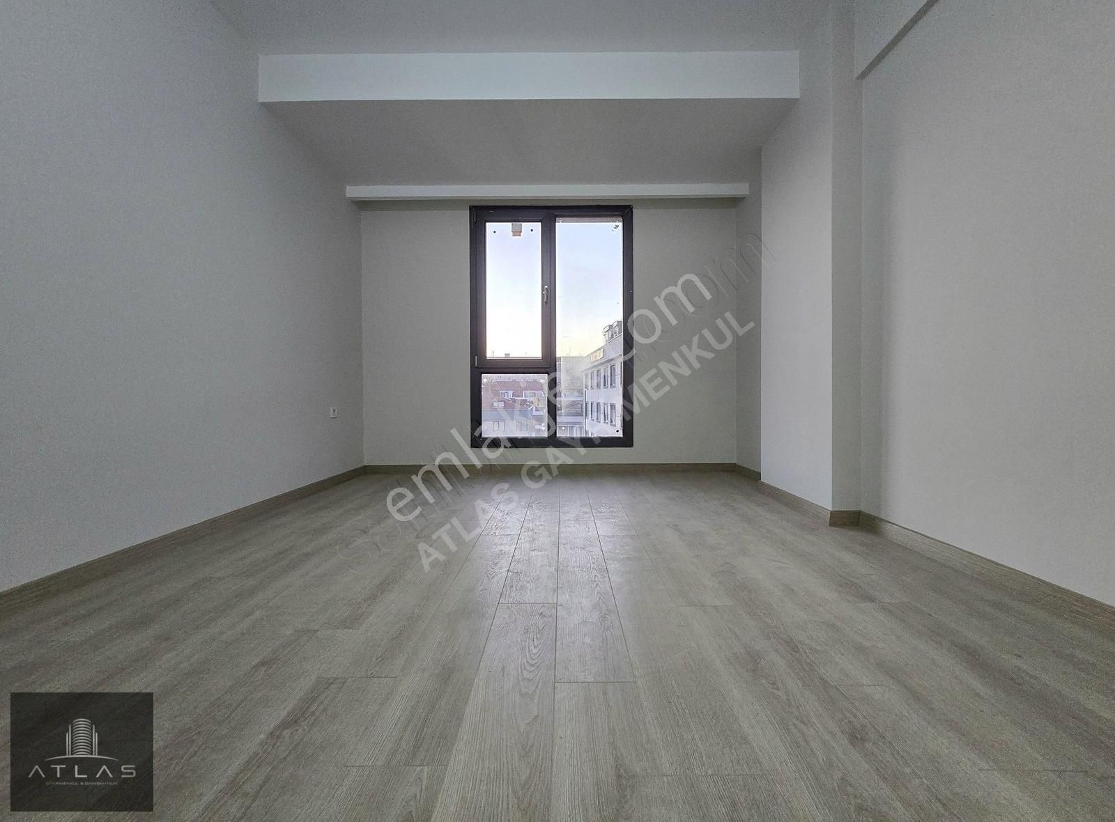 Atlas'tan, Sosyal Tesisli Sitede, 3+1, 162m2, 10.kat, Manzaralı - Görsel 7