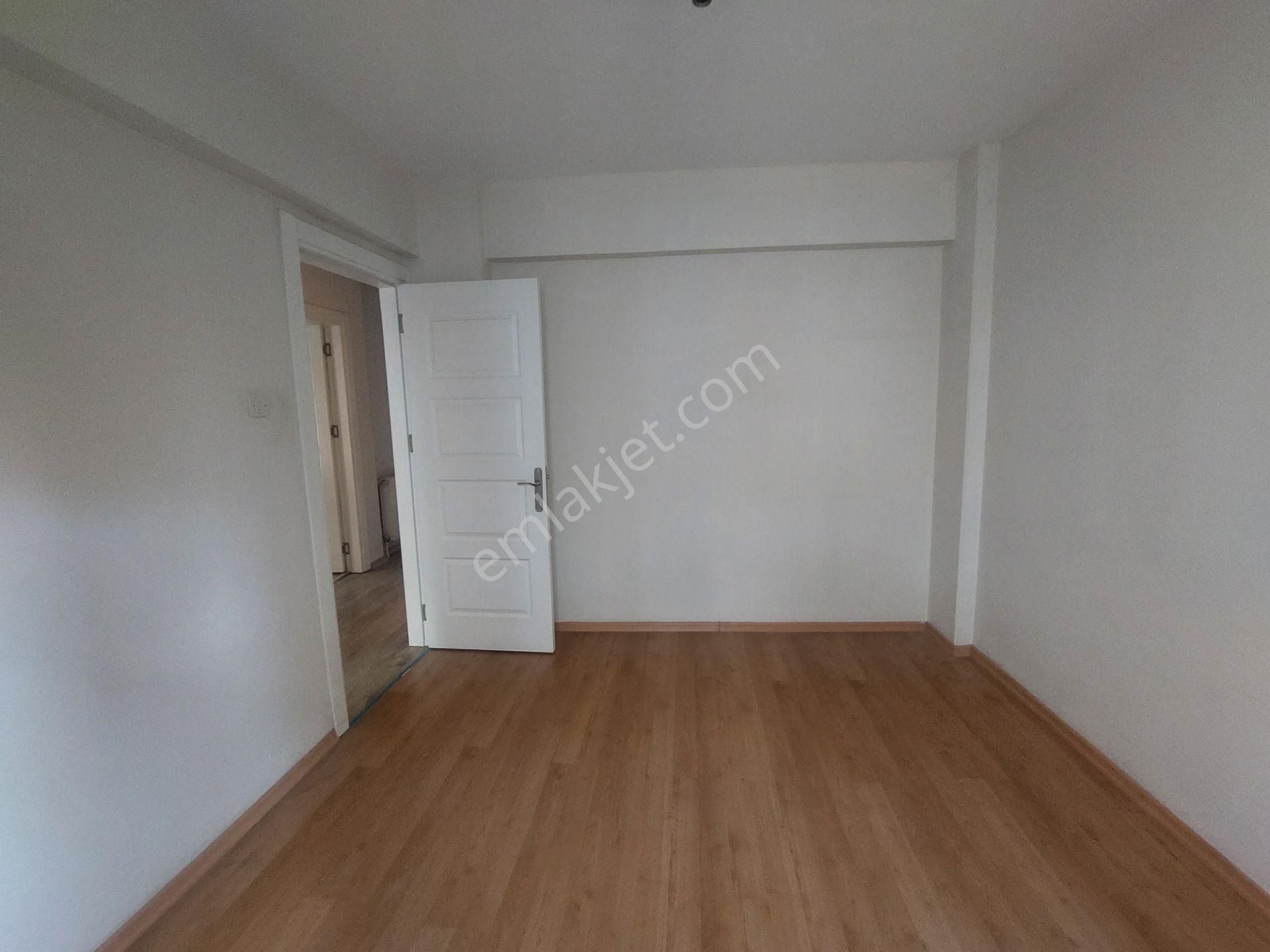 Buca Belediyesi Civarı Adnan Menderes Cad. Arakat 135m2 3+1 - Görsel 16