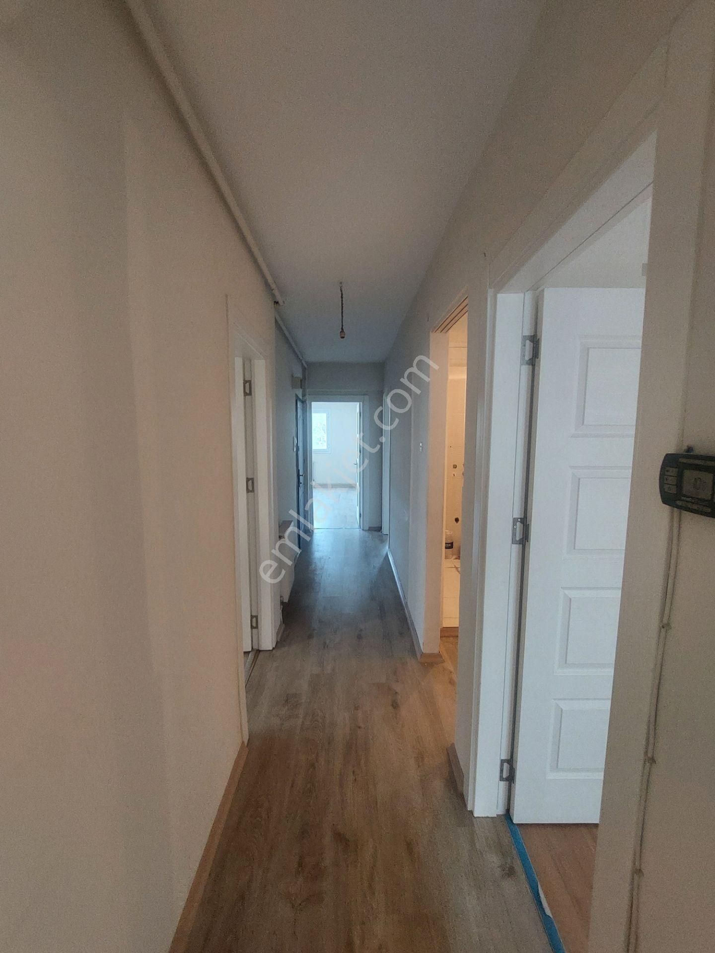 Buca Belediyesi Civarı Adnan Menderes Cad. Arakat 135m2 3+1 - Görsel 20