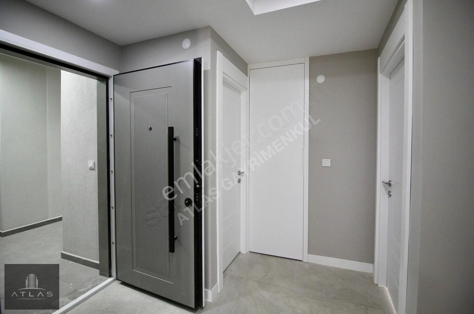 Atlas'tan, Sosyal Tesisli Sitede, 3+1, 145m2, 6.kat, E.banyolu - Görsel 19