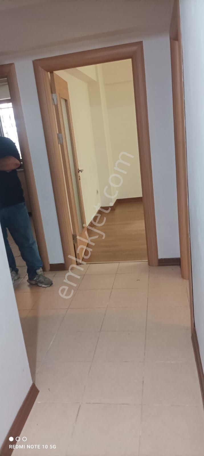 Ümraniye İstiklal Mahallesi Atakent Şehzade Caddesi Metro Yürüme Mesafesi 2+1 Giriş Kat Kiralık - Görsel 9