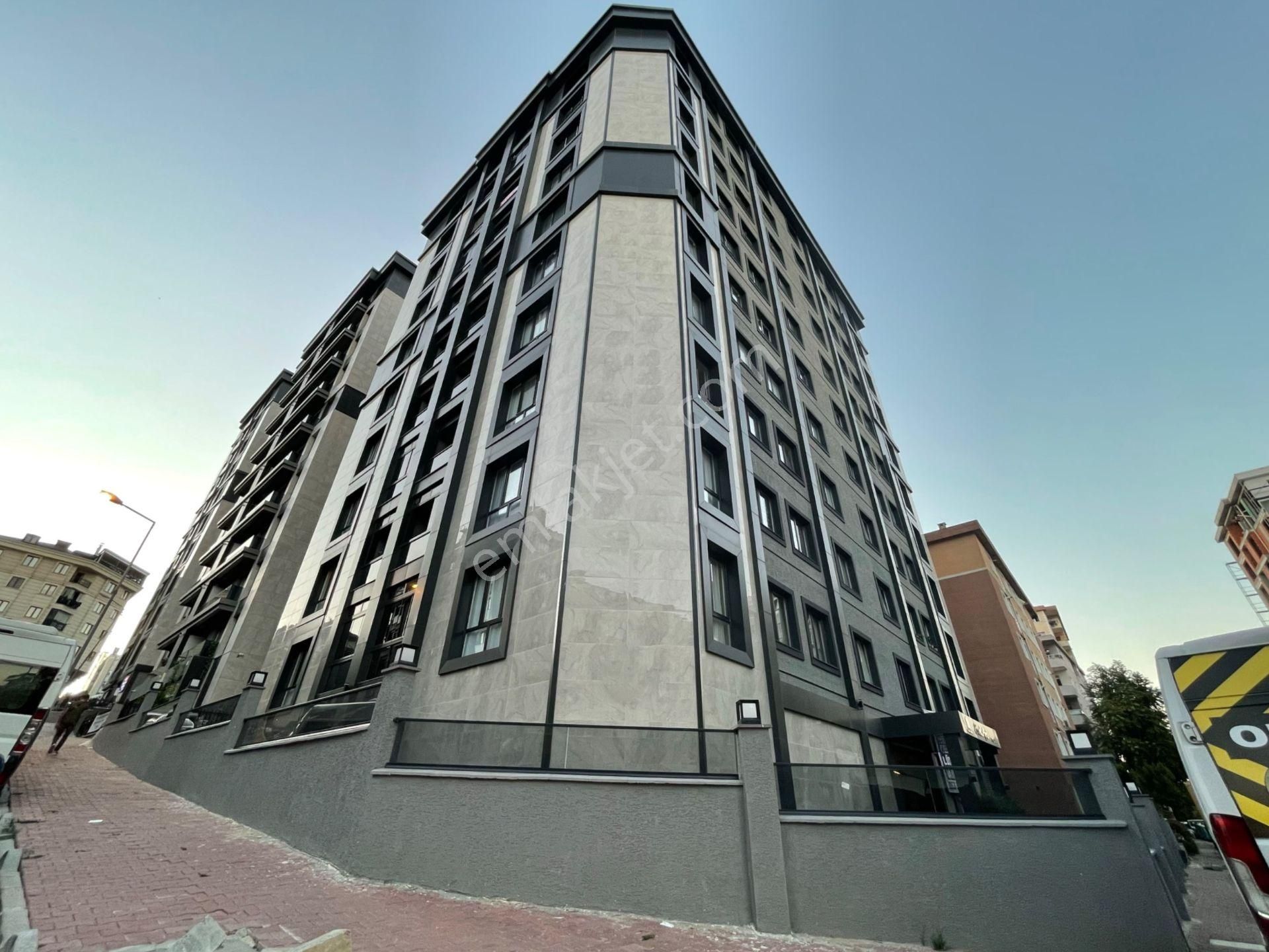 Atlas'tan, Sıfır, 3+1, 125m2, 6.kat, E.banyolu K.otoparklı, Lüx