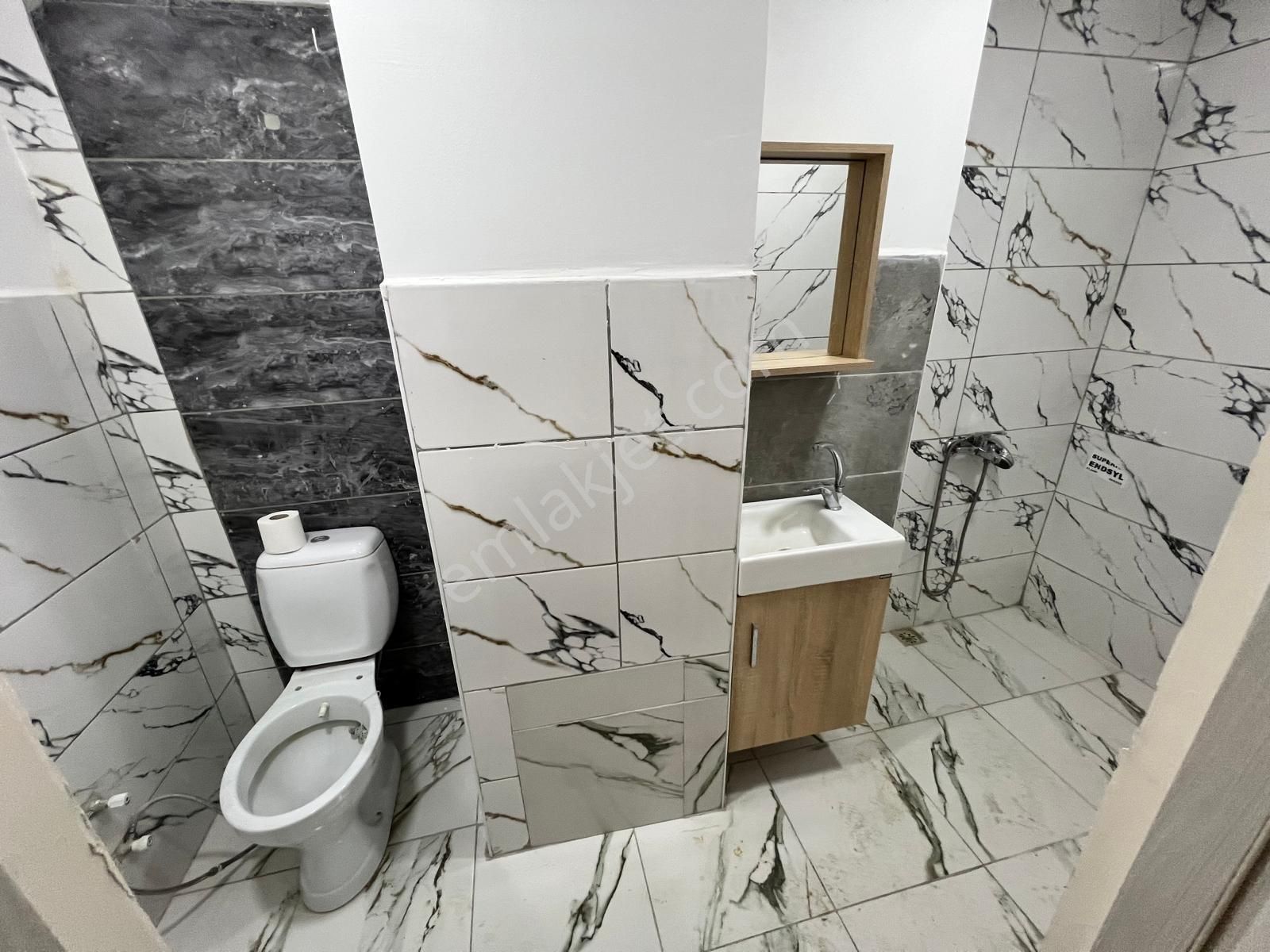Seba'dan Kemalpaşa Asansörlü 2+1 85m2 Ofis/büro Uygun Kiralık İşyeri - Görsel 23