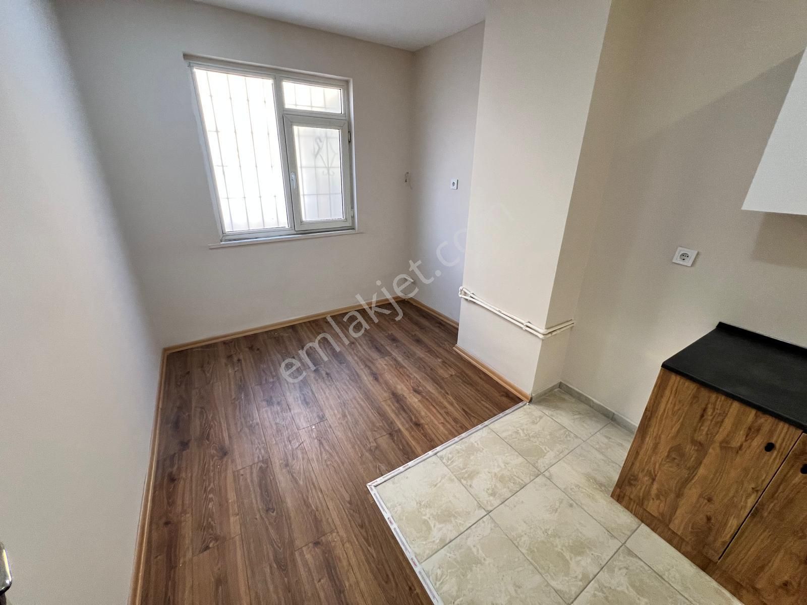 Seba'dan Kemalpaşa Asansörlü 2+1 85m2 Ofis/büro Uygun Kiralık İşyeri - Görsel 8