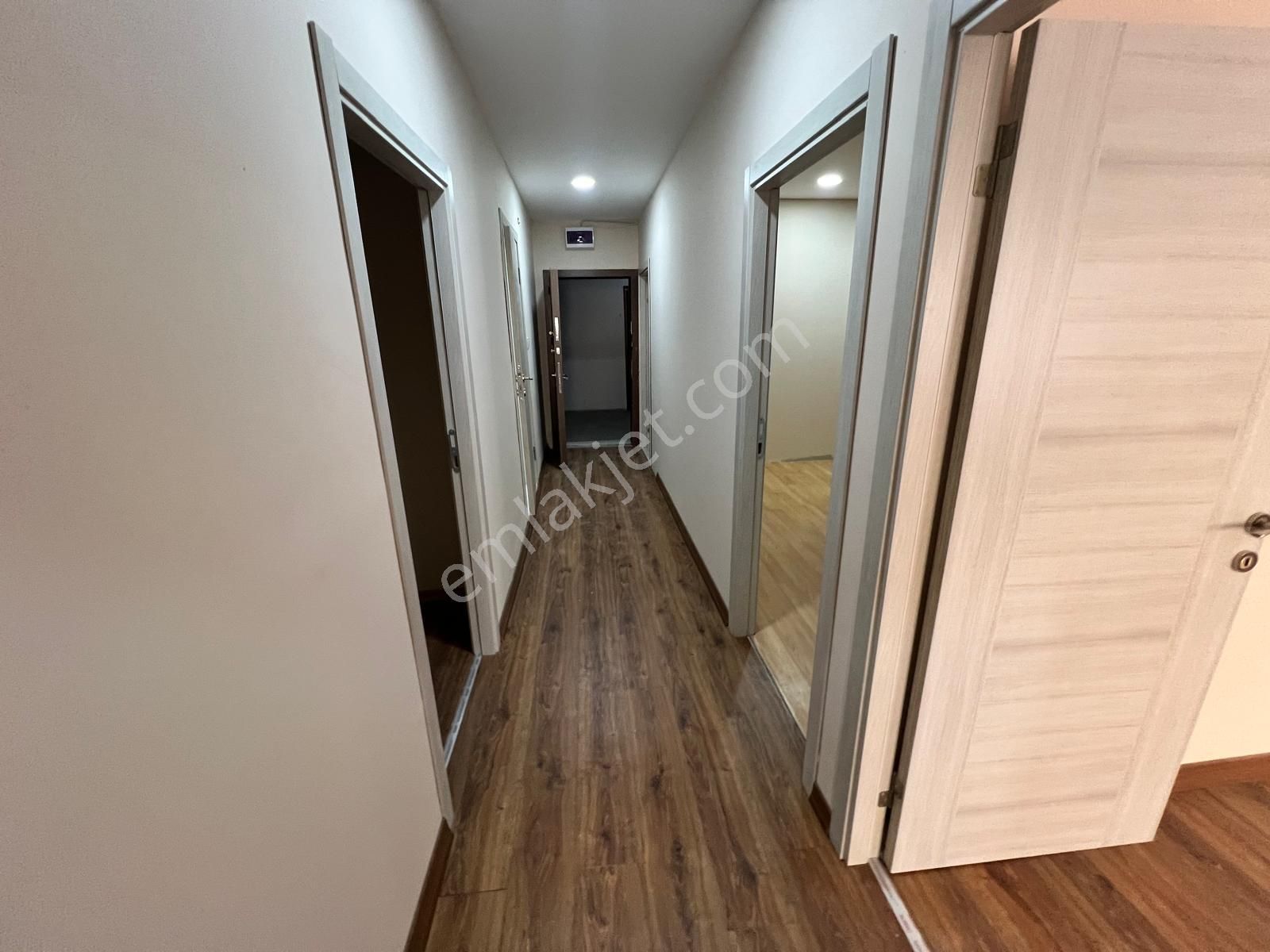 Seba'dan Kemalpaşa Asansörlü 2+1 85m2 Ofis/büro Uygun Kiralık İşyeri - Görsel 25
