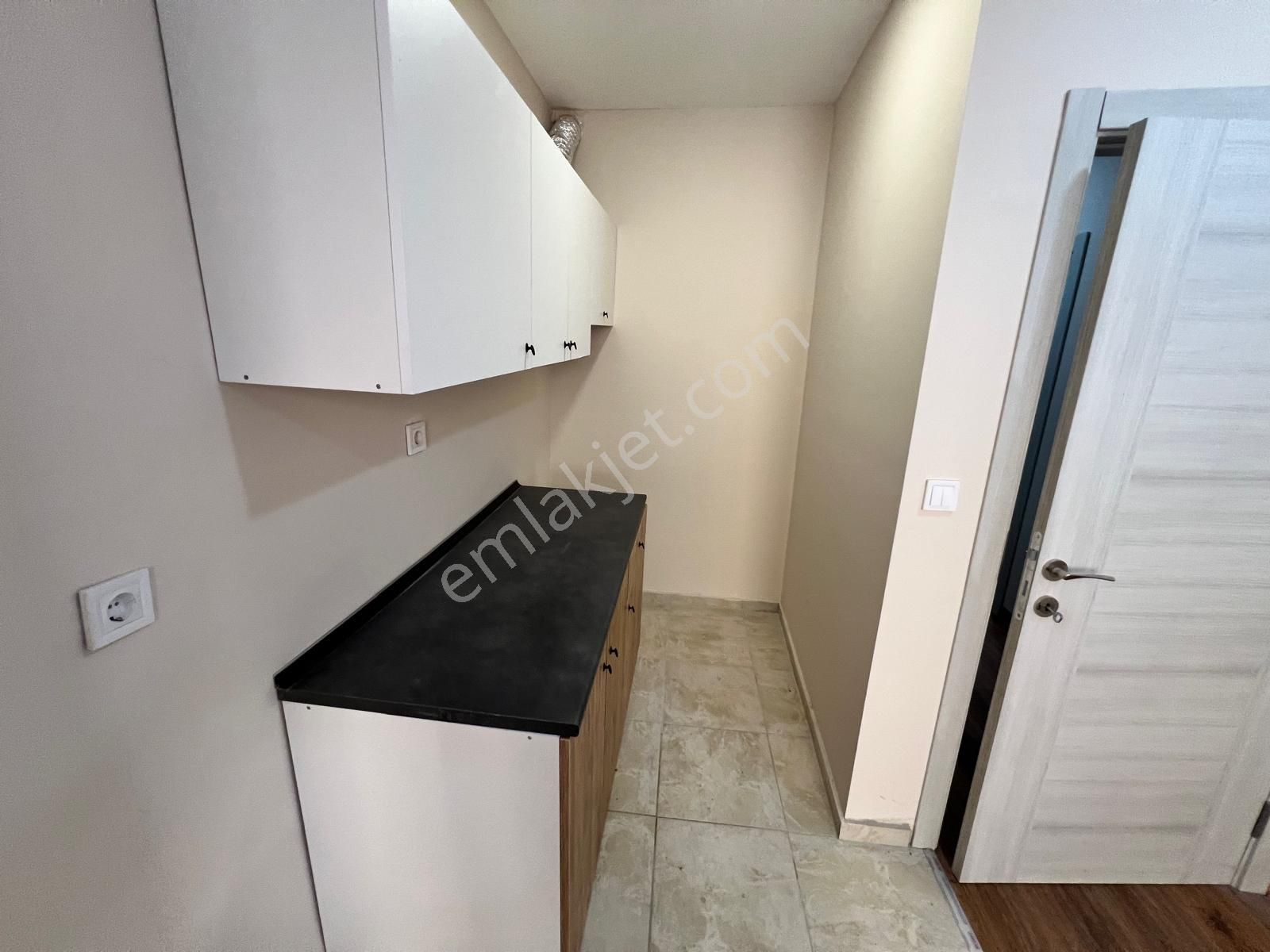 Seba'dan Kemalpaşa Asansörlü 2+1 85m2 Ofis/büro Uygun Kiralık İşyeri - Görsel 14