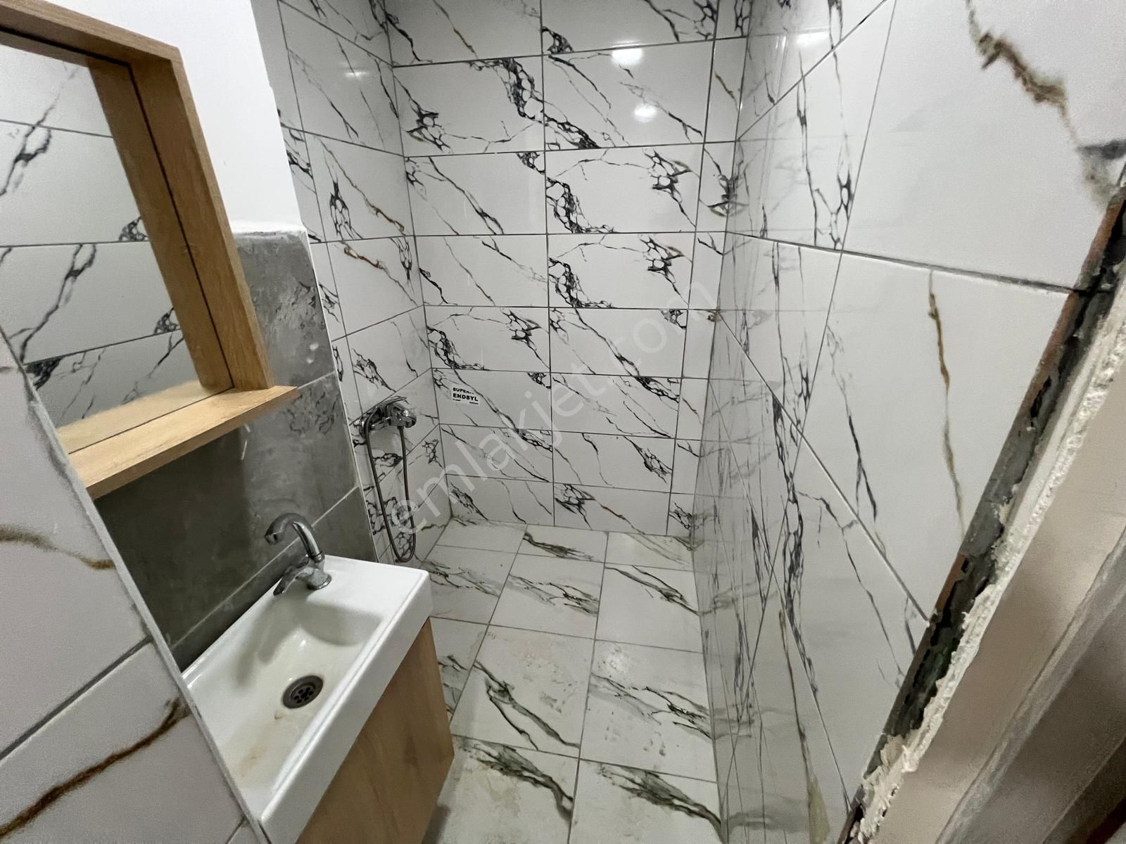 Seba'dan Kemalpaşa Asansörlü 2+1 85m2 Ofis/büro Uygun Kiralık İşyeri - Görsel 22