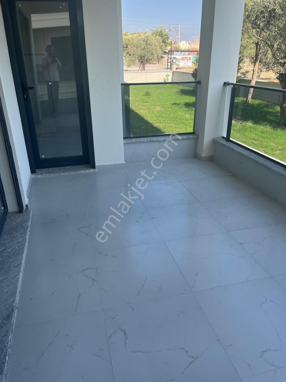 Balıkesir Burhaniye Kavakdibi Mahallesi 1+1 Giriş Kat Satılık Daire - Görsel 8