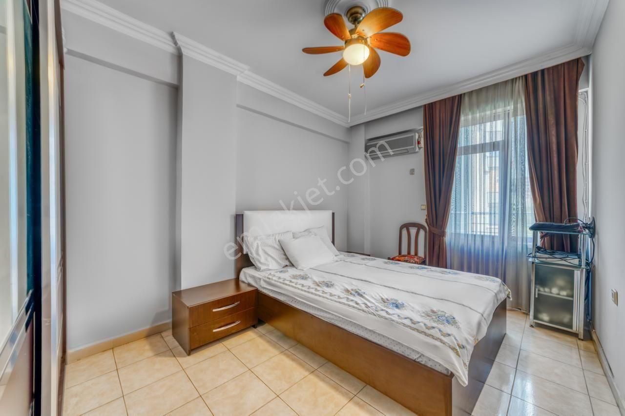 Alanya Mahmutlar'da Denize Sıfır, Panoramik Manzaralı 3+1 Daire - Görsel 11