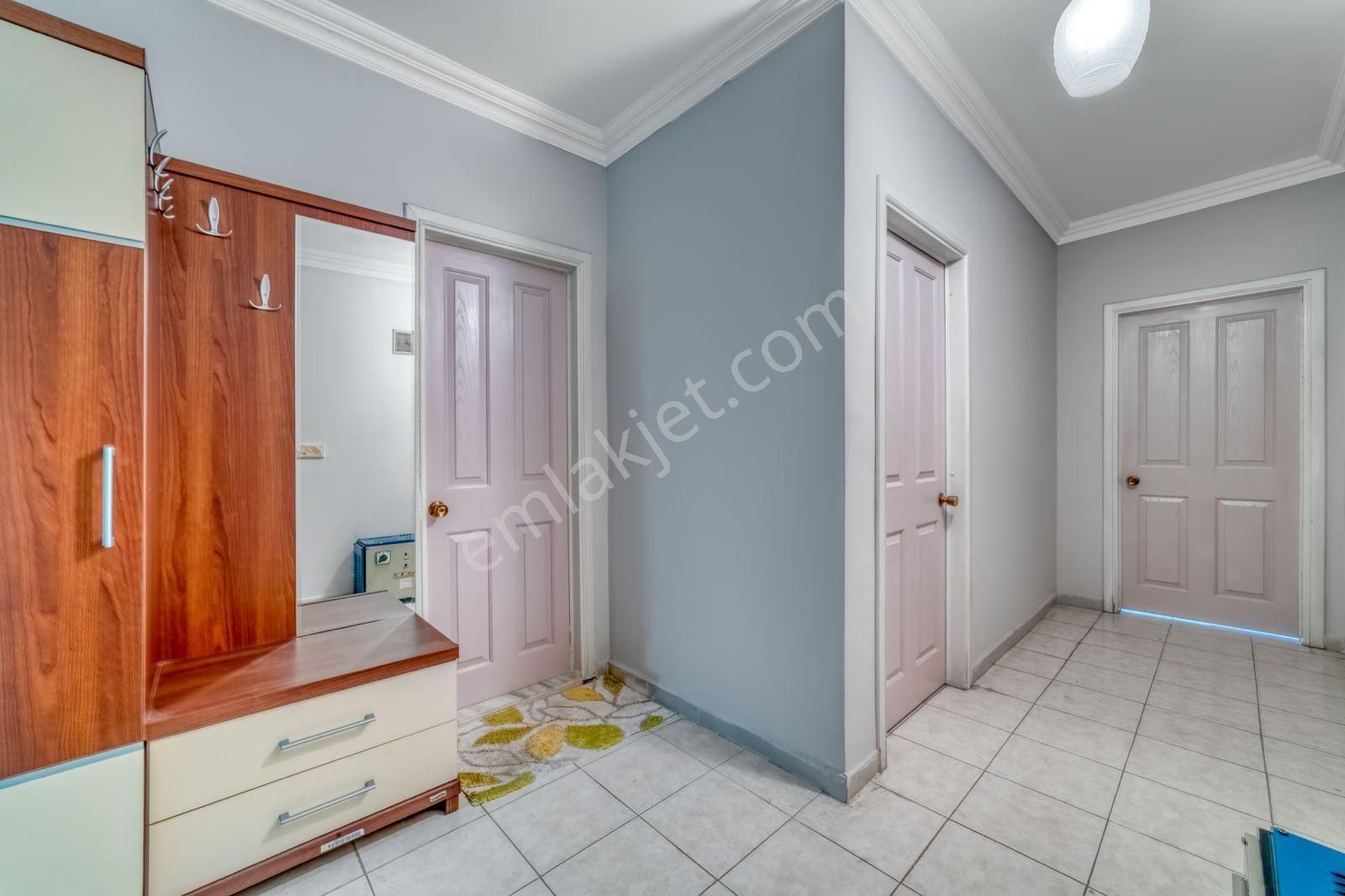 Alanya Mahmutlar'da Denize Sıfır, Panoramik Manzaralı 3+1 Daire - Görsel 14