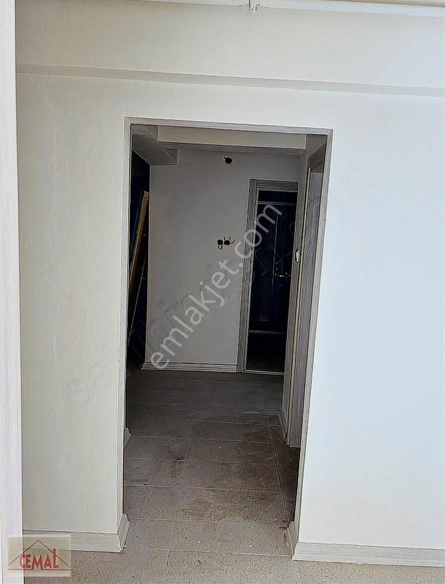 Cemal Emlak Bursa Yıldırım Umurbey 3+1 İçi Komple Yenilenmiş Ba - Görsel 33