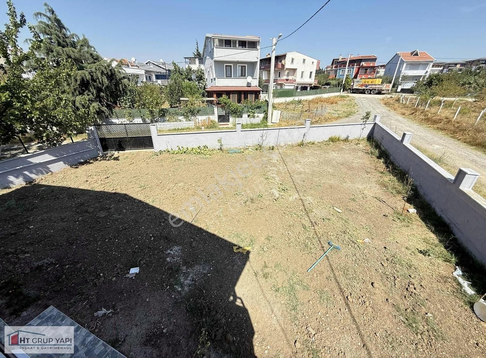 Emsalsiz Büyüklükte Bahçe İskanlı Merkezi Konumda Lux Villa - Görsel 31