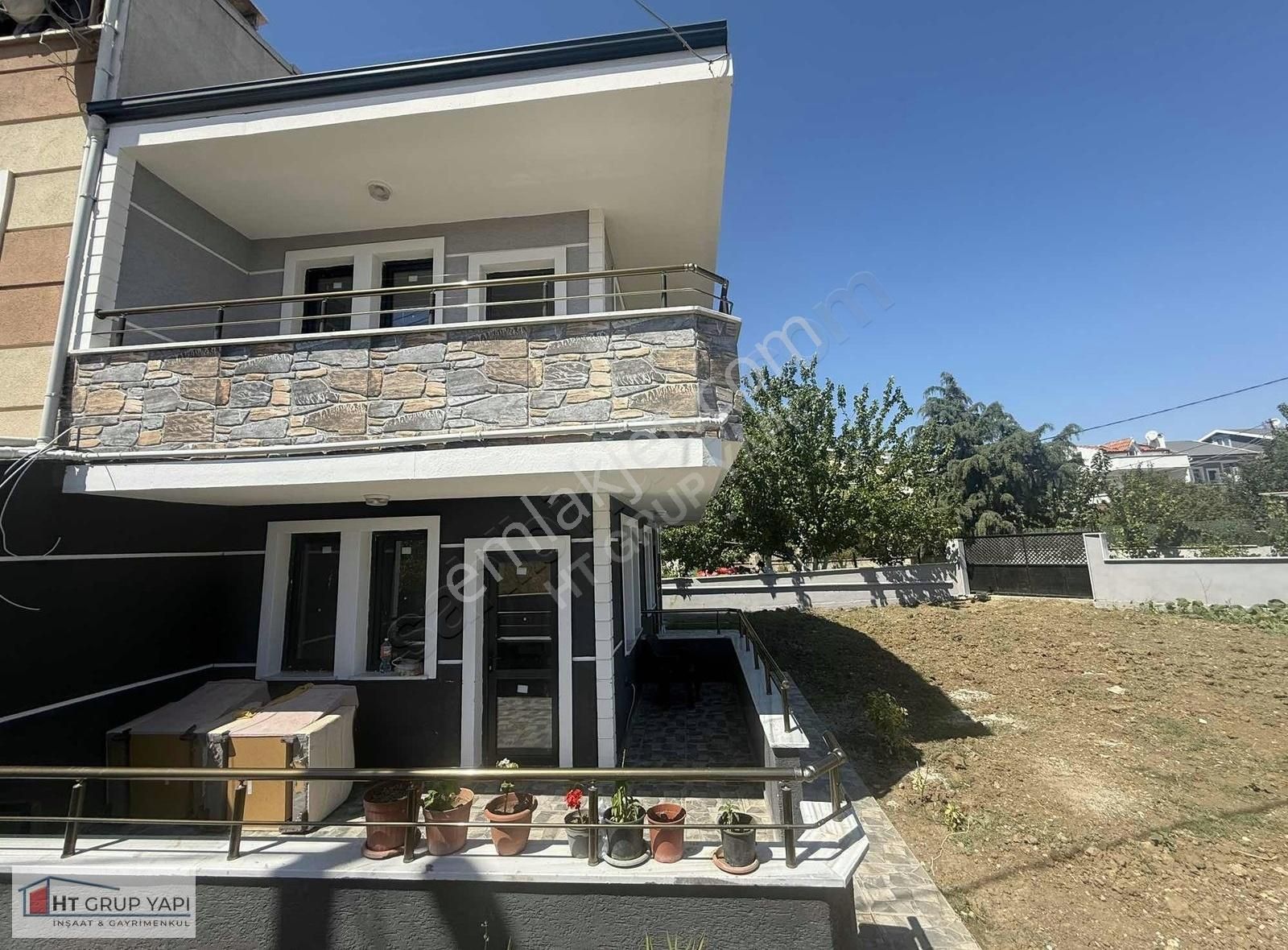 Emsalsiz Büyüklükte Bahçe İskanlı Merkezi Konumda Lux Villa - Görsel 4