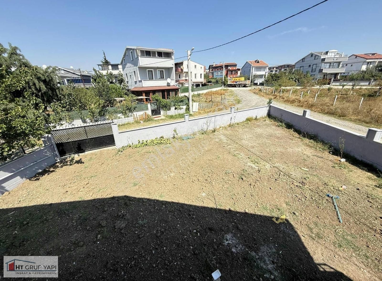 Emsalsiz Büyüklükte Bahçe İskanlı Merkezi Konumda Lux Villa - Görsel 3