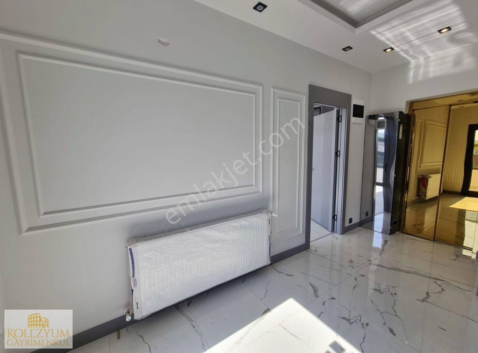 Kolezyumdan Mezitli De Bağımsız Havuzlu Sıfır 6+1 Triplex Villa - Görsel 15