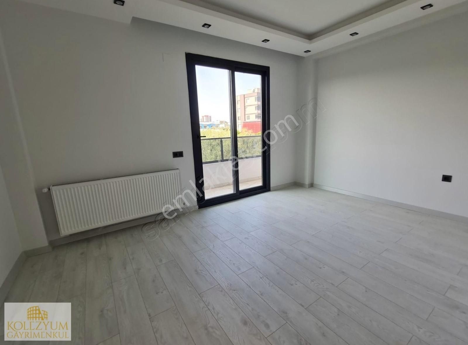 Kolezyumdan Mezitli De Bağımsız Havuzlu Sıfır 6+1 Triplex Villa - Görsel 31