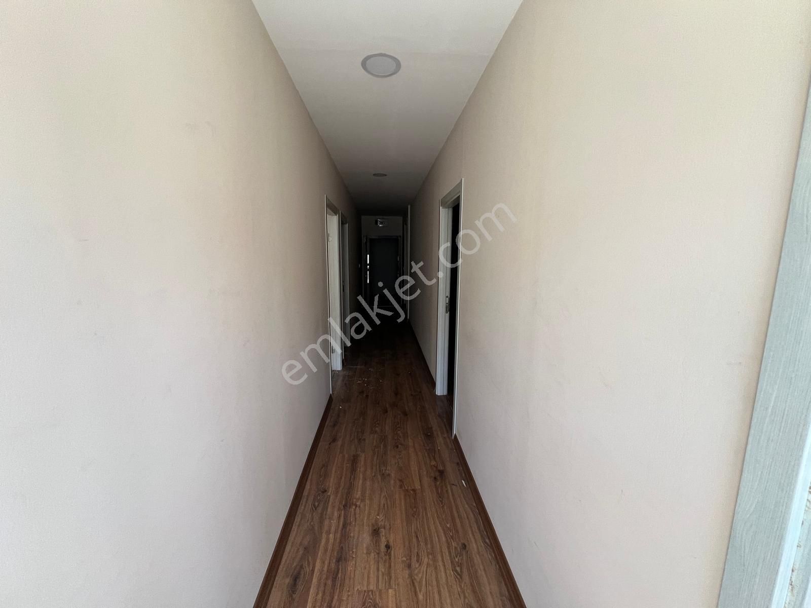 Seba'dan Sefaköy Merkezde Kiralık 2+1 95m2 Balkonlu Büro/ofise Uygun İşyeri - Görsel 28