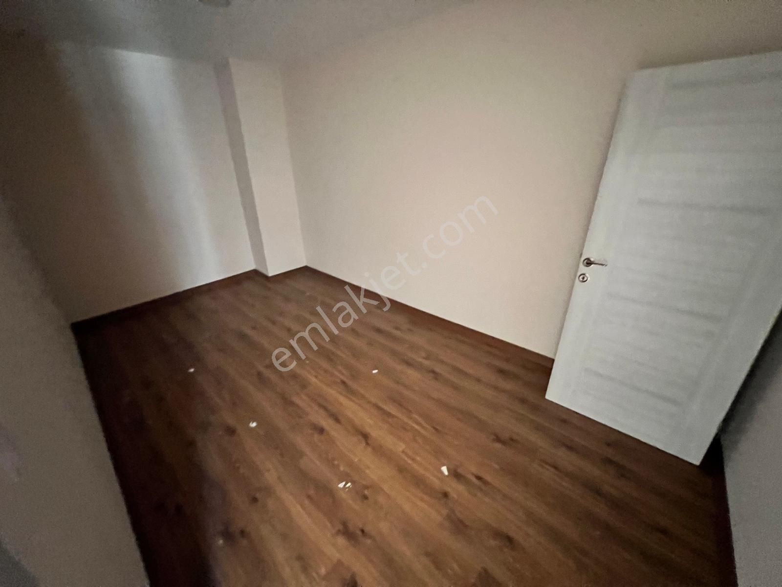Seba'dan Sefaköy Merkezde Kiralık 2+1 95m2 Balkonlu Büro/ofise Uygun İşyeri - Görsel 9