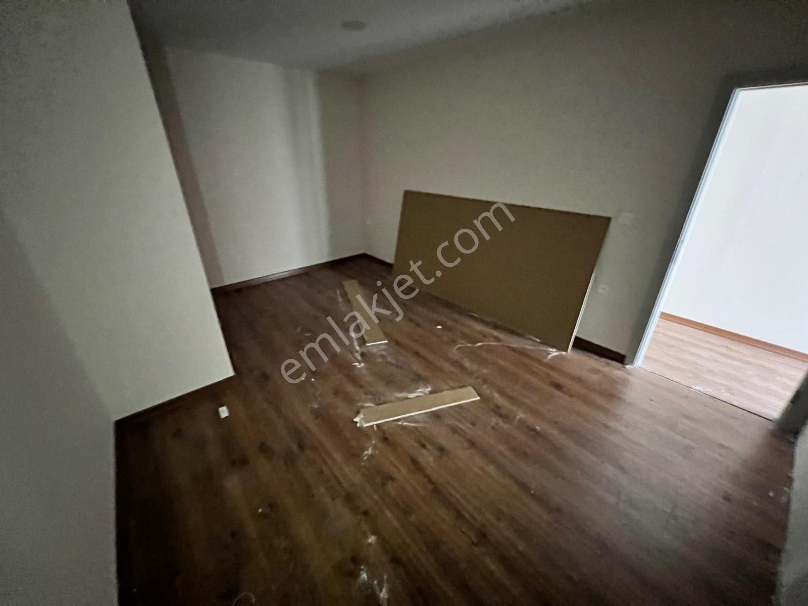 Seba'dan Sefaköy Merkezde Kiralık 2+1 95m2 Balkonlu Büro/ofise Uygun İşyeri - Görsel 17