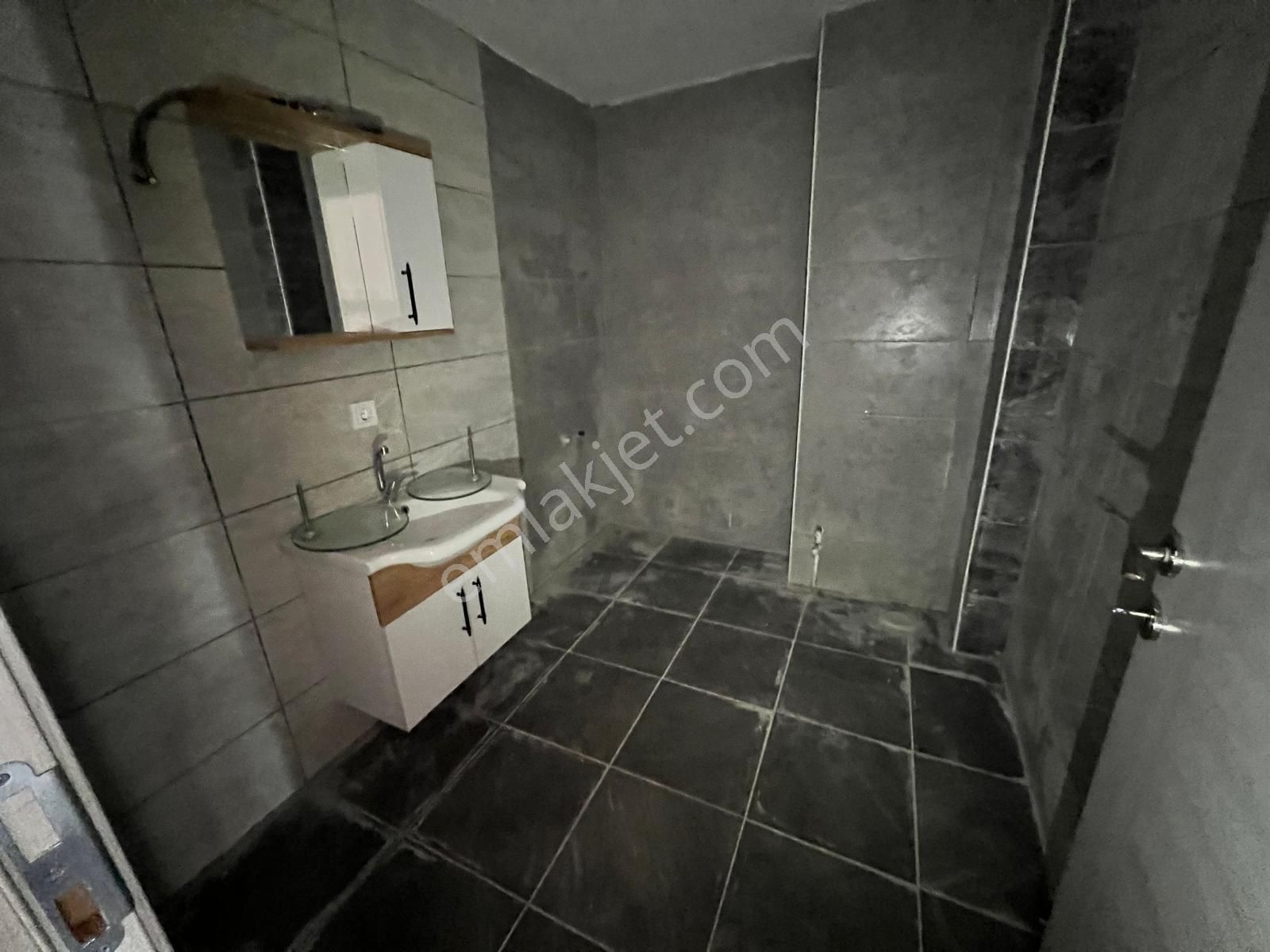 Seba'dan Sefaköy Merkezde Kiralık 2+1 95m2 Balkonlu Büro/ofise Uygun İşyeri - Görsel 22