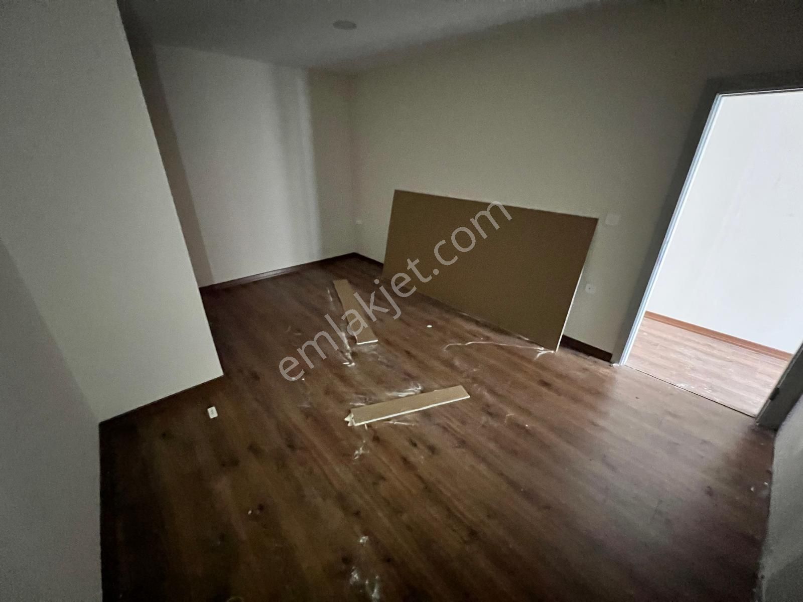 Seba'dan Sefaköy Merkezde Kiralık 2+1 95m2 Balkonlu Büro/ofise Uygun İşyeri - Görsel 18