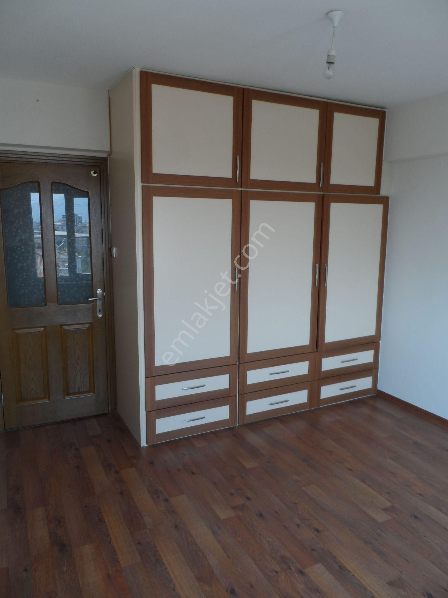 Nazilli Ege Emlak Ofisinden Zafer Mh. Site İçinde, Doğalgaz Kombili, Açık Otoparklı Kiralık Daire - Görsel 22