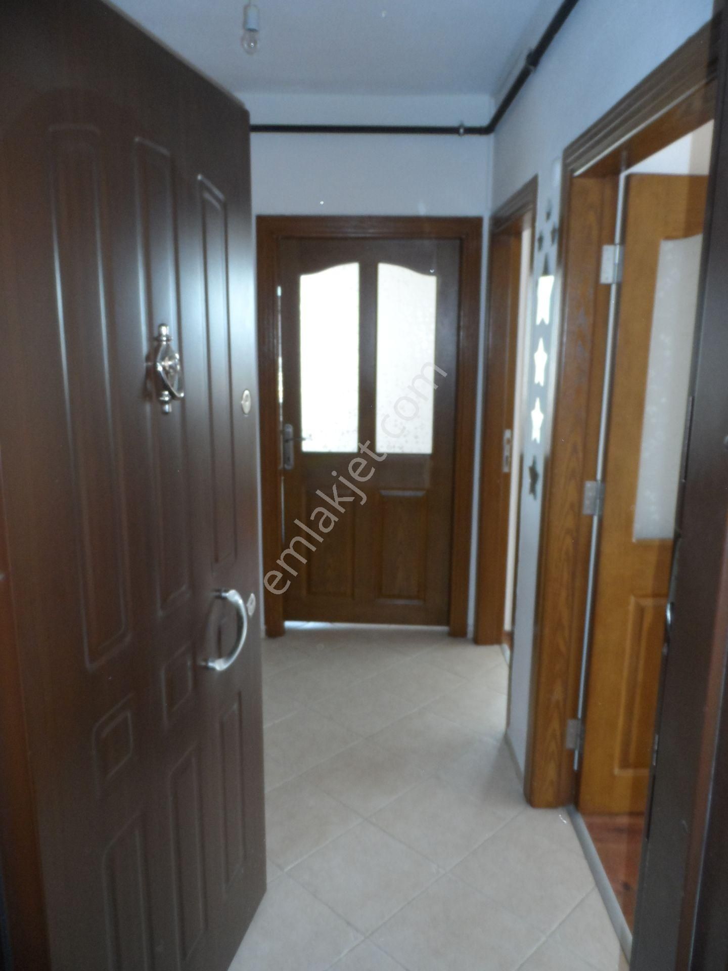 Nazilli Ege Emlak Ofisinden Zafer Mh. Site İçinde, Doğalgaz Kombili, Açık Otoparklı Kiralık Daire - Görsel 7