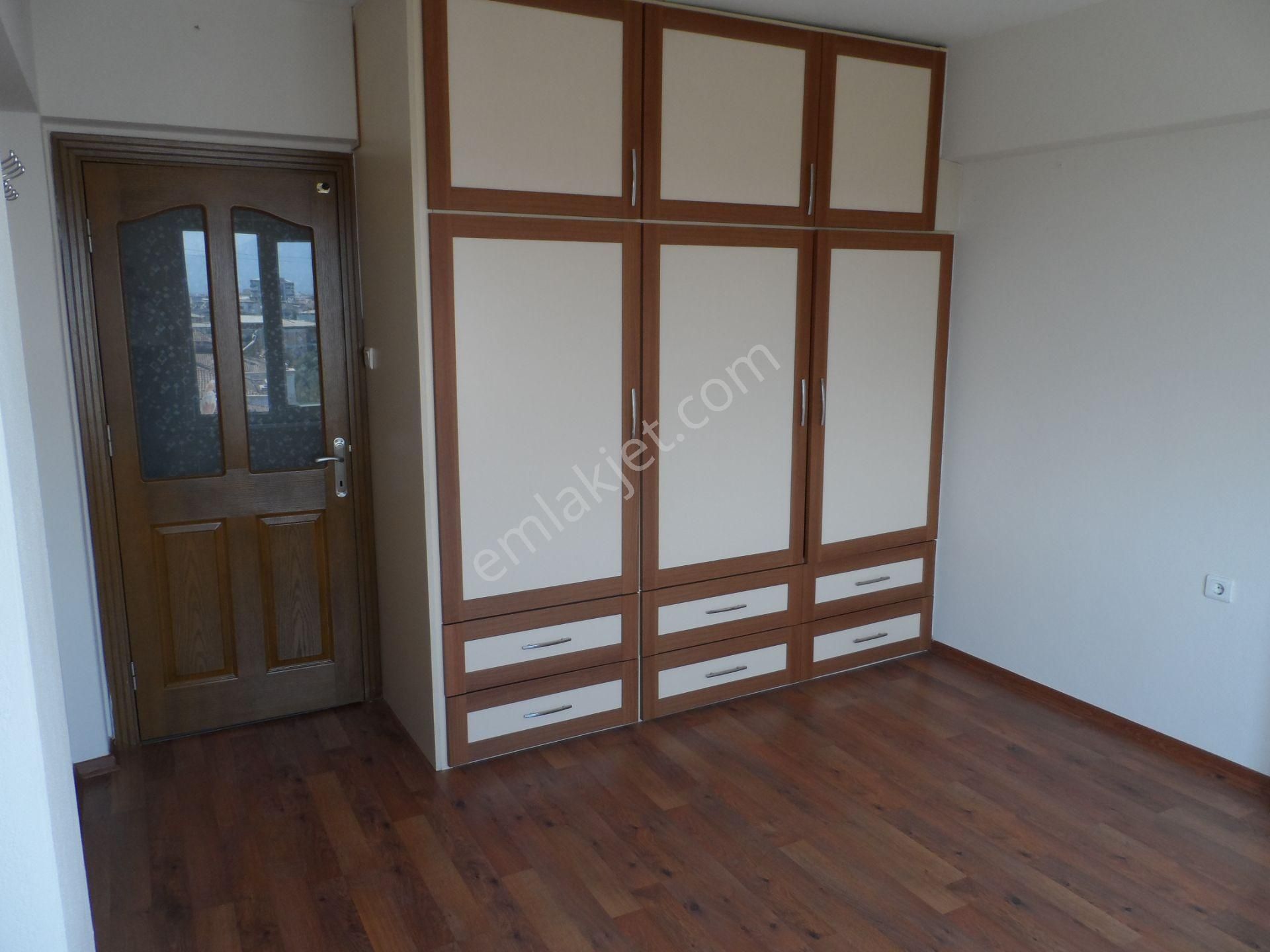 Nazilli Ege Emlak Ofisinden Zafer Mh. Site İçinde, Doğalgaz Kombili, Açık Otoparklı Kiralık Daire - Görsel 21