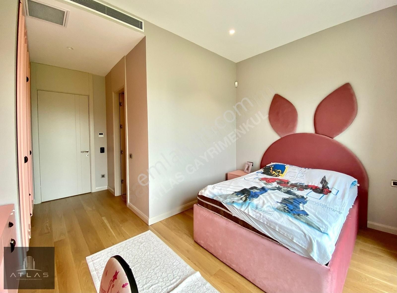 Atlas'tan, Manzara Vadi'de, 6+1, 525m2, Tek Katlı Müstakil Villa - Görsel 11