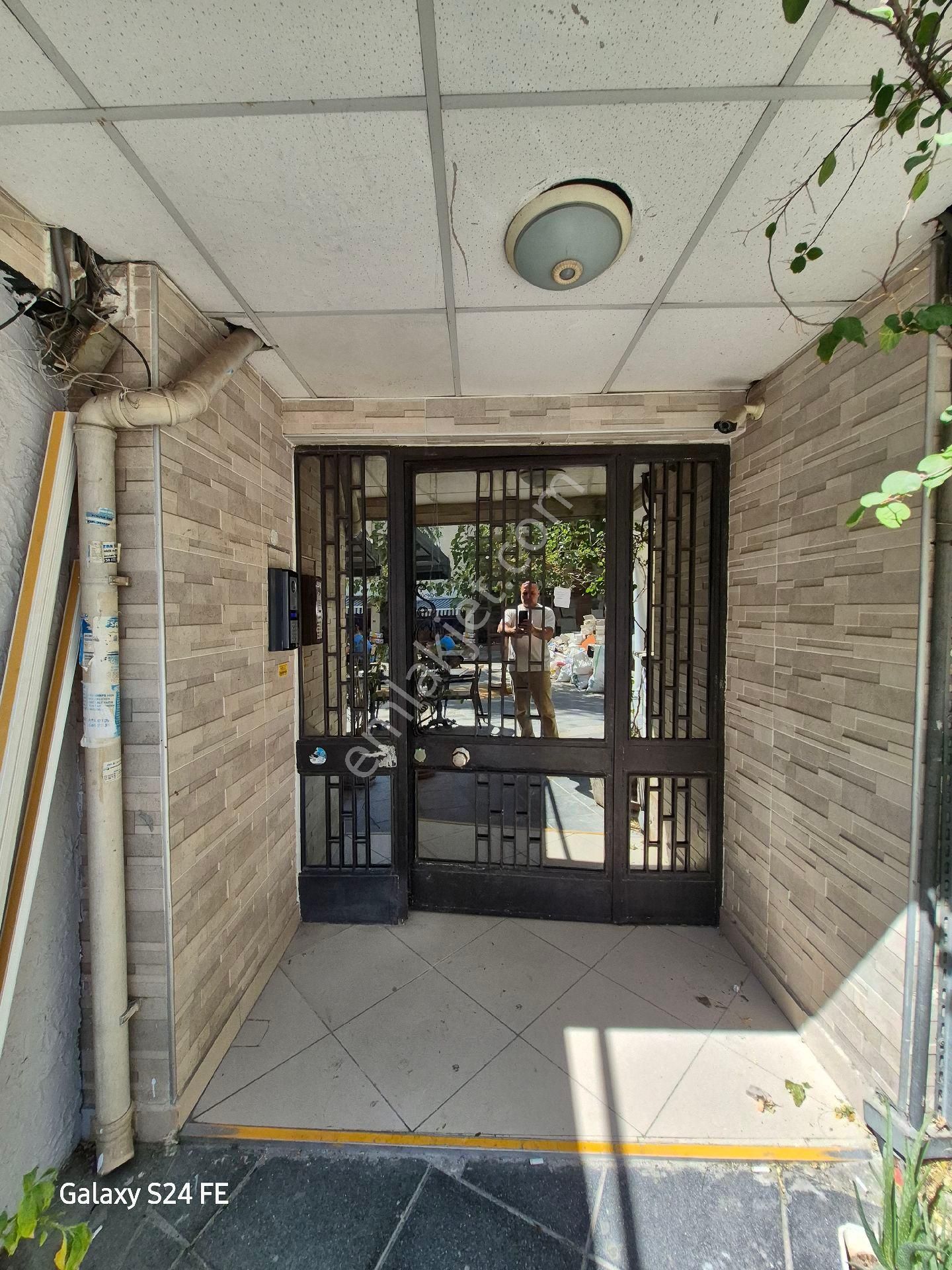 Bornova Da 2+1 Satılık Daire - Görsel 4