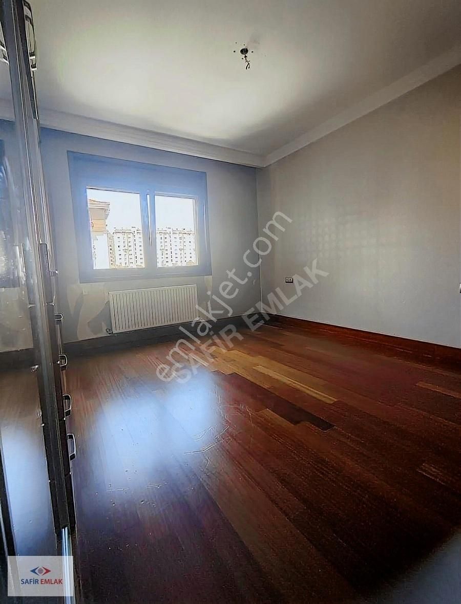 Başakşehir 5.etap Safir Sitesi 220 M2 Lik 3+1 Satılık - Görsel 12