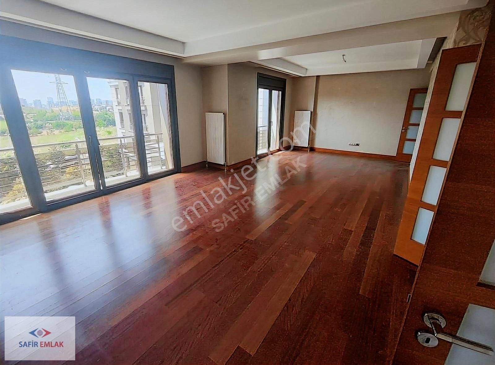 Başakşehir 5.etap Safir Sitesi 220 M2 Lik 3+1 Satılık - Görsel 3