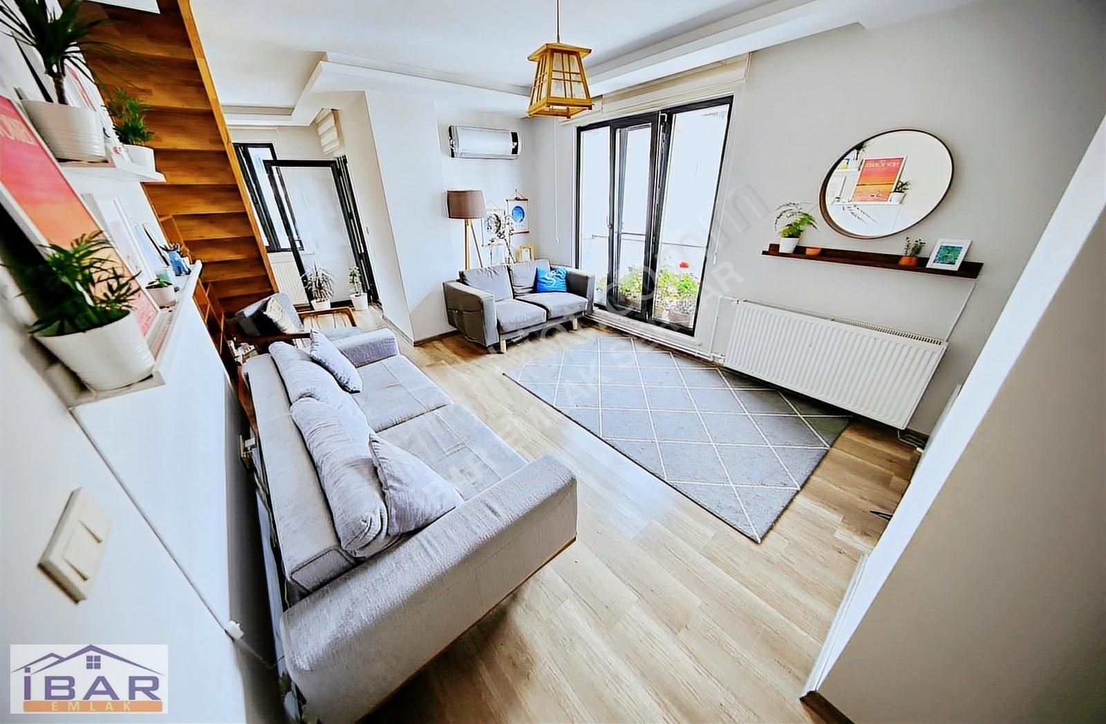 Altıntepe'de Kat Mülkiyetli Ön Cepheli 3+2