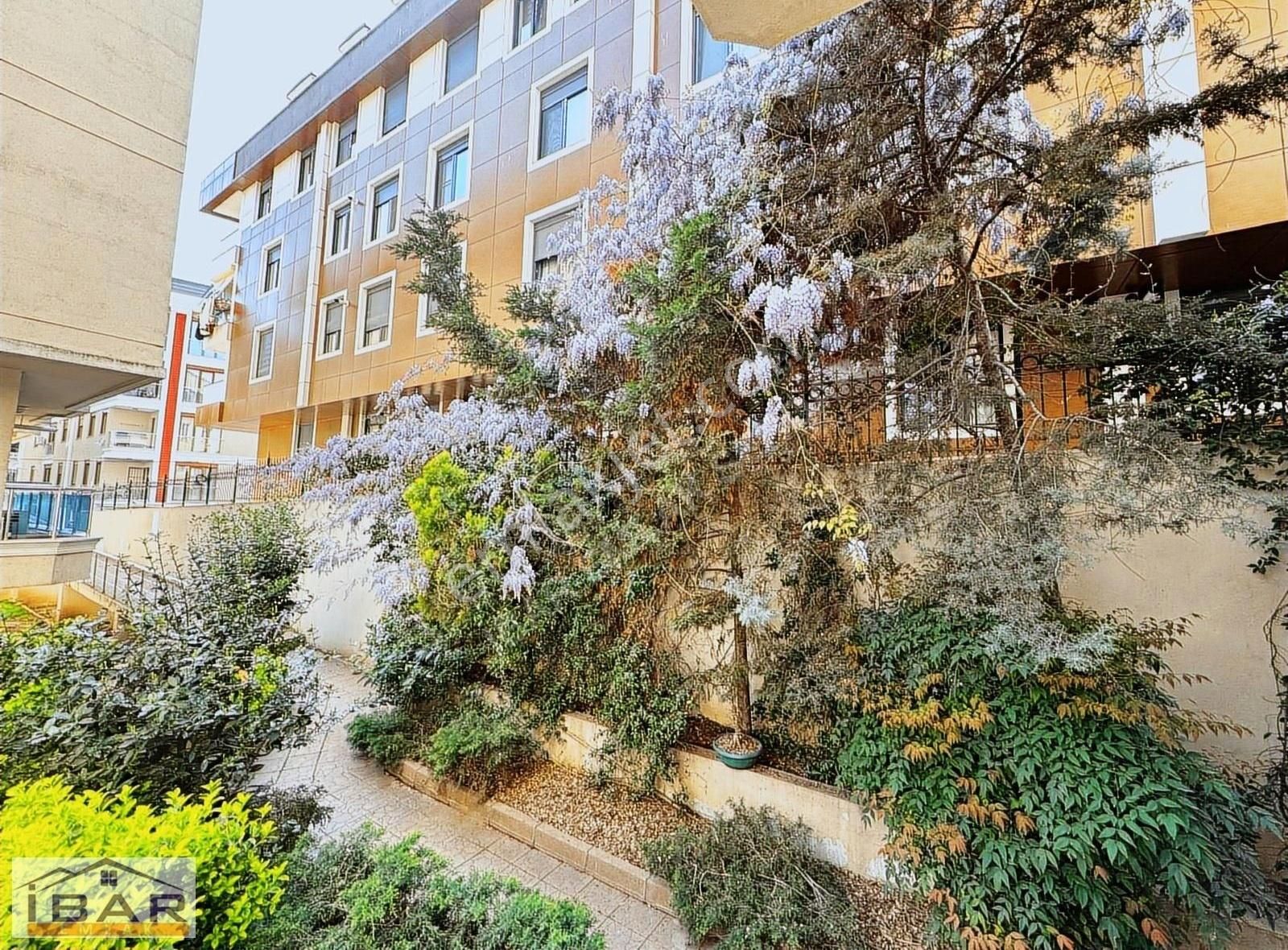 Altıntepede 15 Yıllık 150m2 Ebeveynli Katta Tek 2.kat - Görsel 4