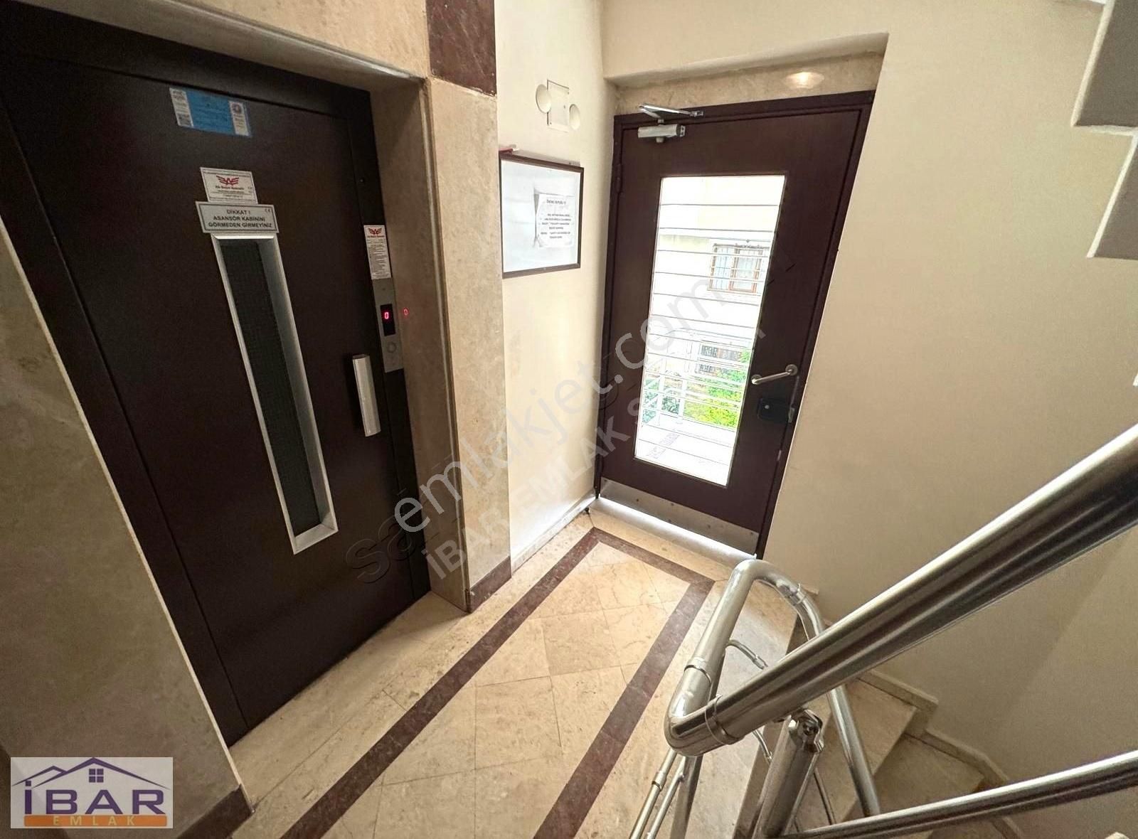 Altıntepede 15 Yıllık 150m2 Ebeveynli Katta Tek 2.kat - Görsel 21