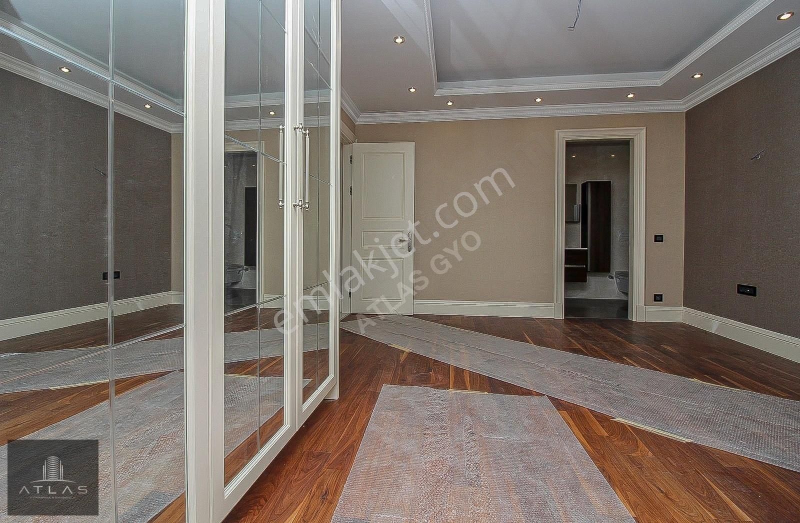 Atlas'tan, Yeşilköy Sahilde, Sosyal Tesisli Sitede, 4+1, 240m2 - Görsel 27