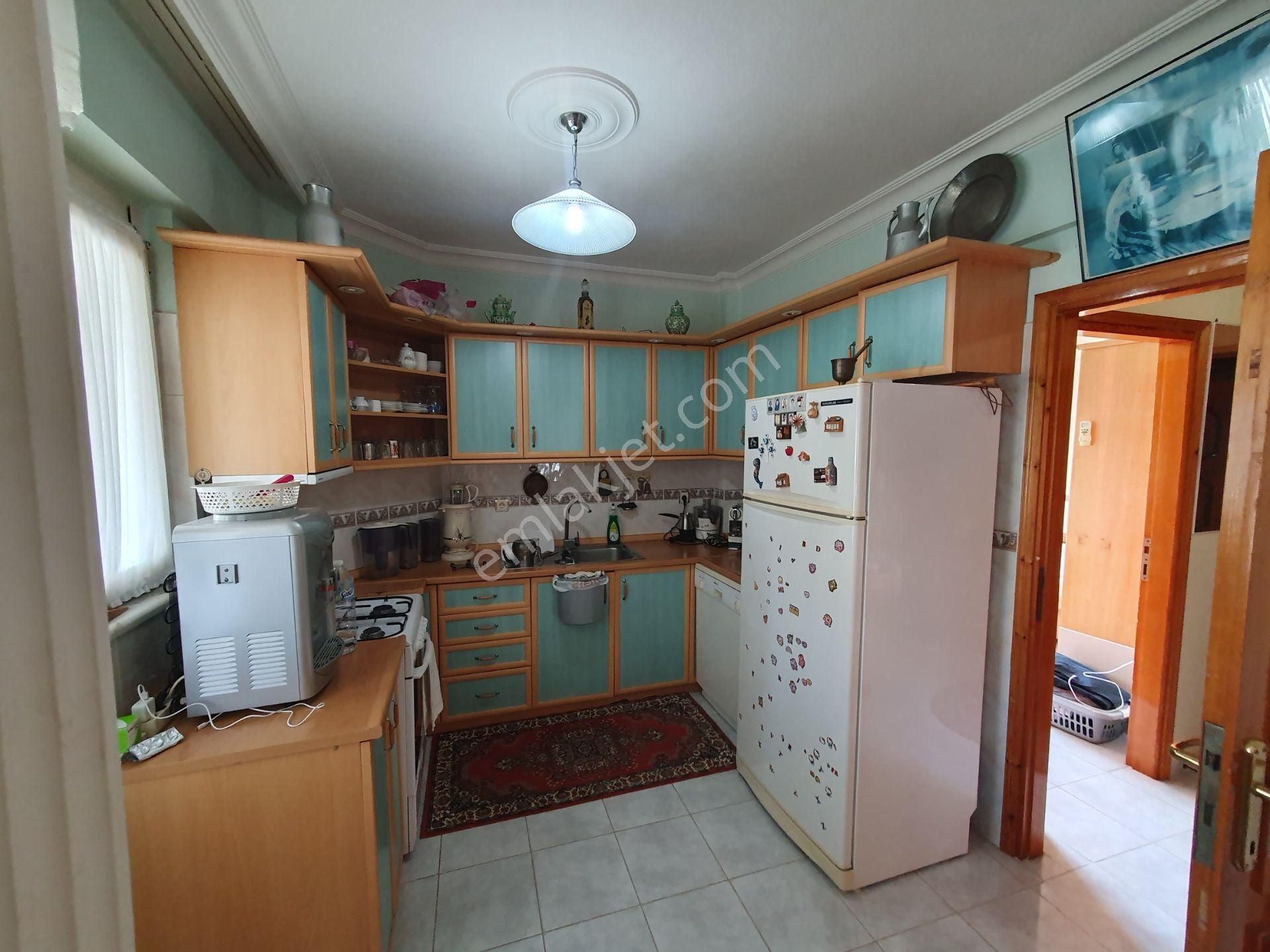 Altınoluk İlkbahar'dan 3+1 Merkezde 130m2 Deniz Manzaralı Köşe Fırsat Daire - Görsel 10