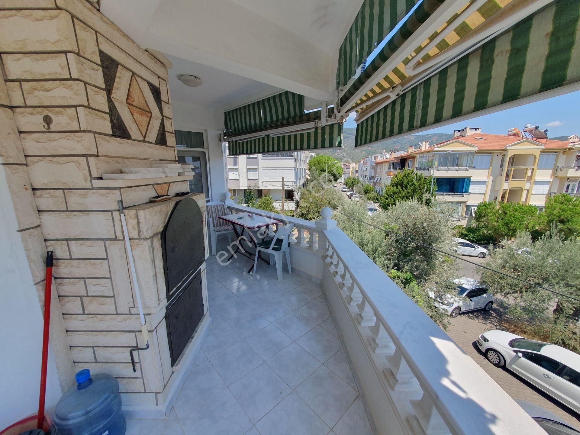 Altınoluk İlkbahar'dan 3+1 Merkezde 130m2 Deniz Manzaralı Köşe Fırsat Daire - Görsel 12