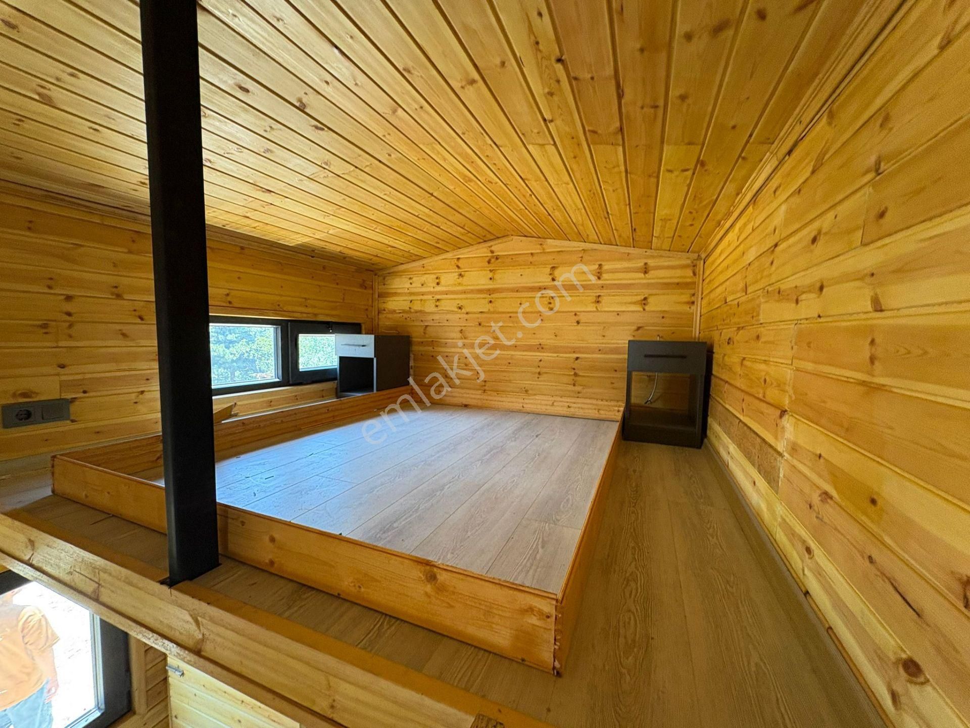 6m Uzunluğunda 2,55m Genişliğinde 4m Yüksekliğinde Loft Katlı - Görsel 25