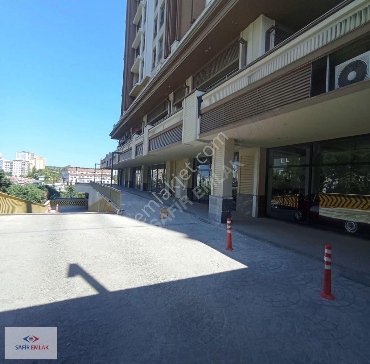 Referans Başakşehir'de 67 M2 Dükkan