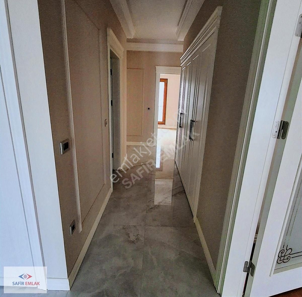 Hayatpark Olimpiyat'ta 4+1 238 M2 Arakat Boş Satılık Daire - Görsel 13