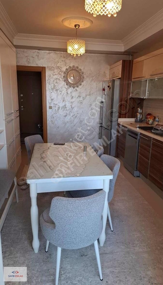 Metrokent'de 194m2 4+1 Temiz Önü Açık Ferah T.c Uygun Satılık - Görsel 6