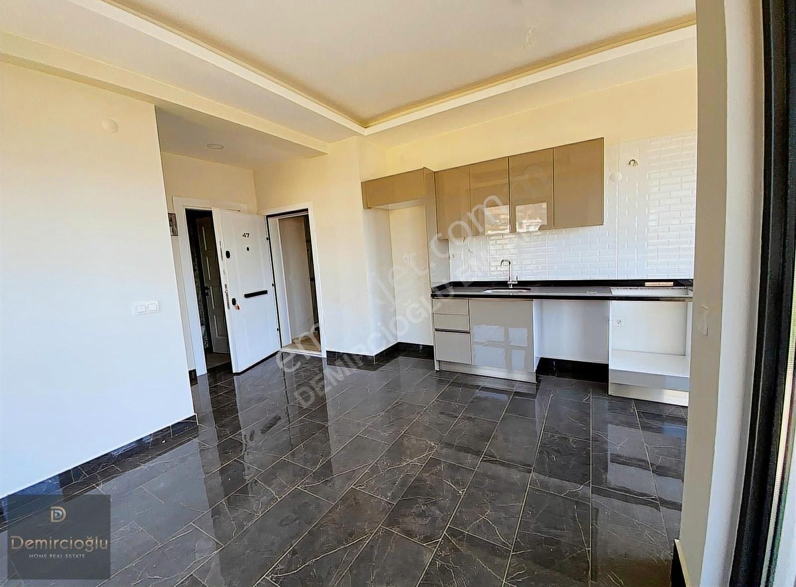 Alanya Mahmutlar'da Kiralık Denize 500 Metre Mesafede Daire - Görsel 3