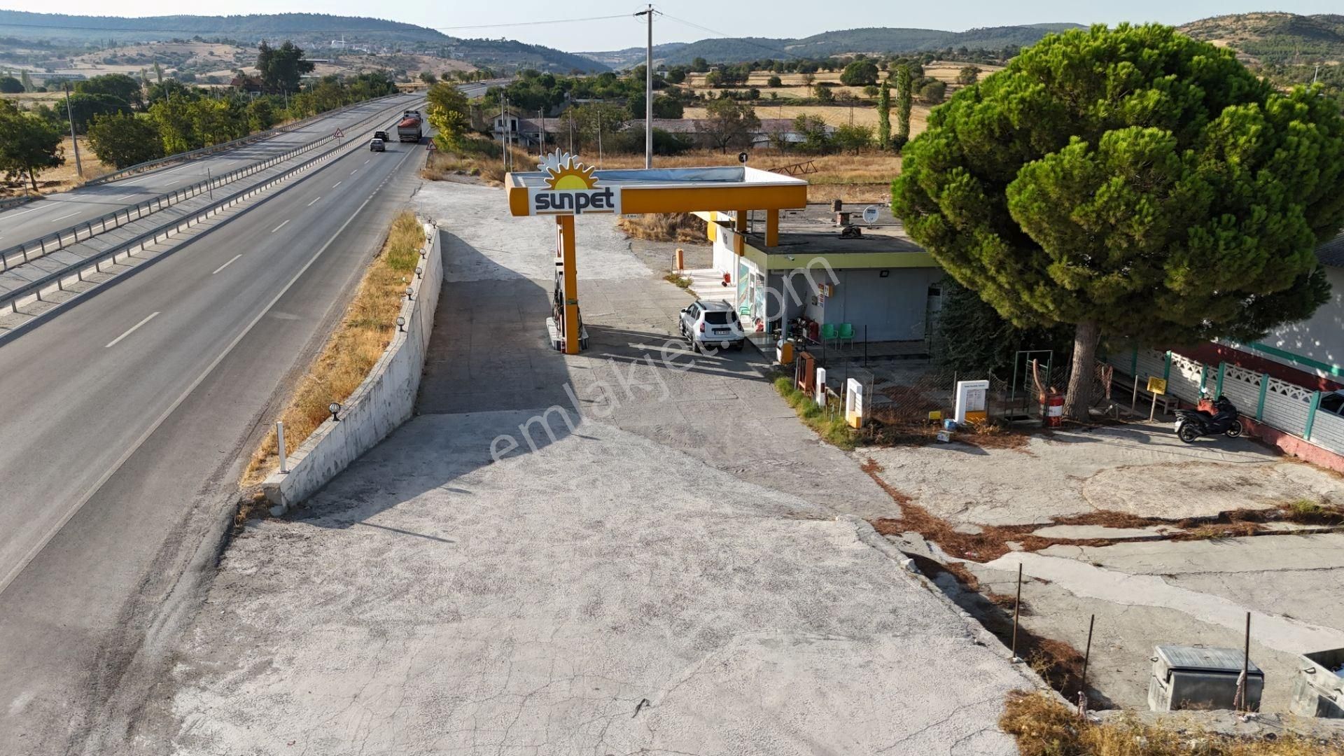 Bigadiç'de Satılık Süt Üretim Tesisi+benzinlik+fabrika - Görsel 3