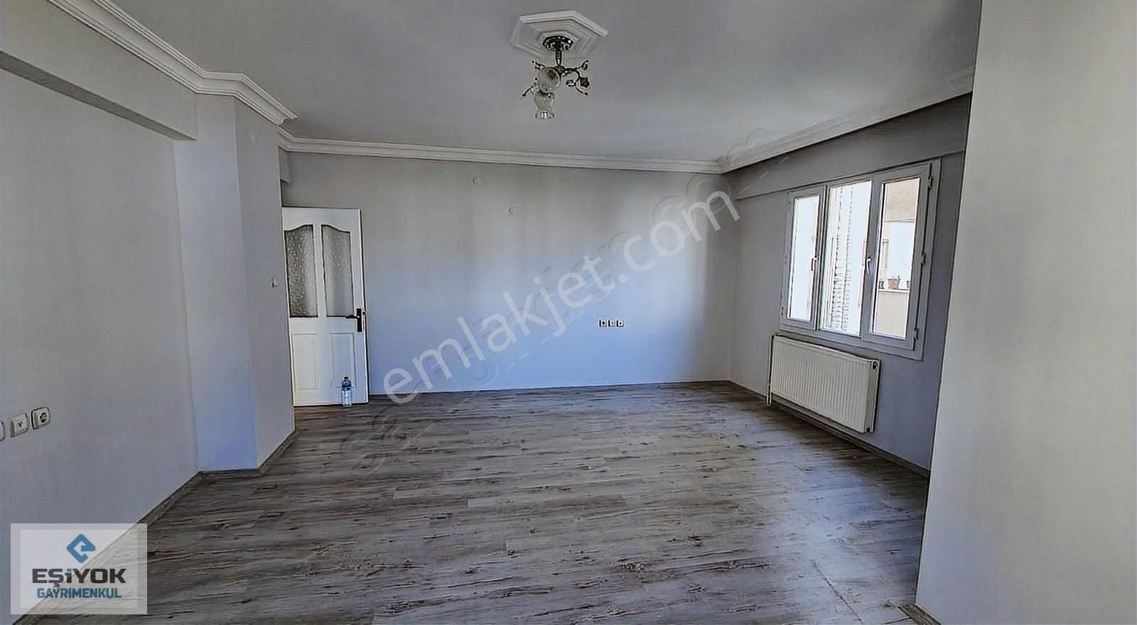 Sadık İleri Bulvarı'nda 3+1 155 Metrekare Temiz Ve Bakımlı Daire - Görsel 7